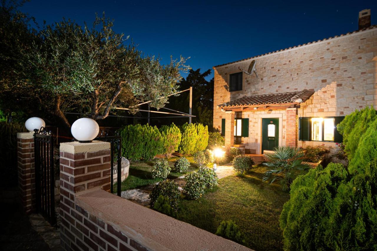 Neriides Villas Херсониссос Экстерьер фото
